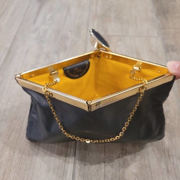 Etra Handbags - Etra Vintage Navy Leather Evening Clutch Wallet w/ Diamond Center Hinge